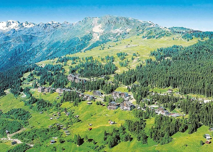 Combire 104 By Interhome